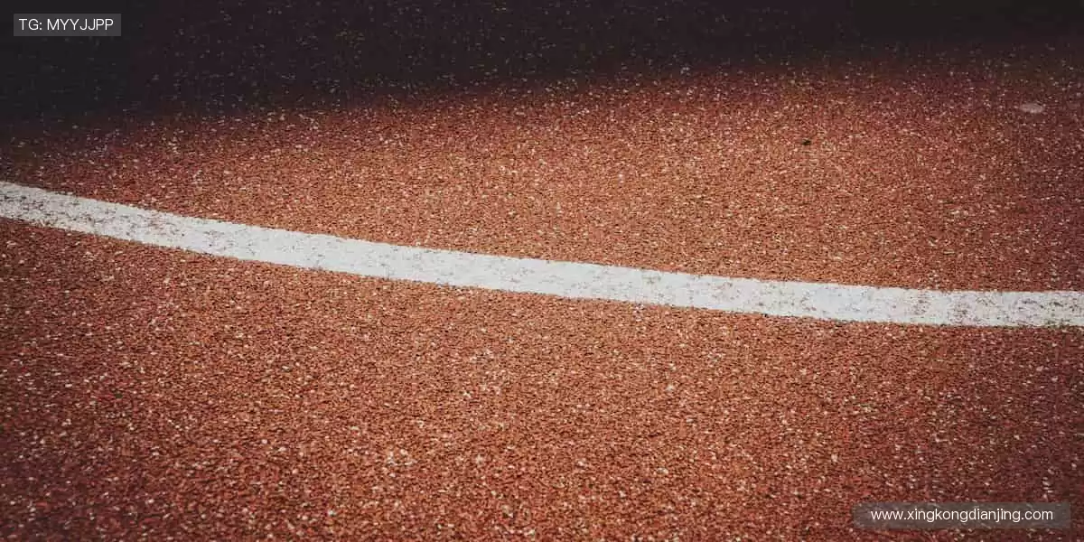 📺高清直播，零时差狂欢！锁定屏幕，不错过每一个绝杀瞬间！